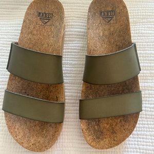 Reef Vista Ho sandal size 8- green
